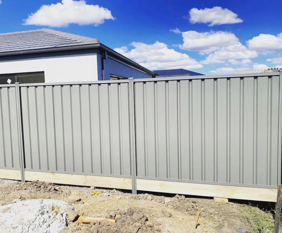 Clean Colorbond fence installed by Elite Fencing Tweed Heads